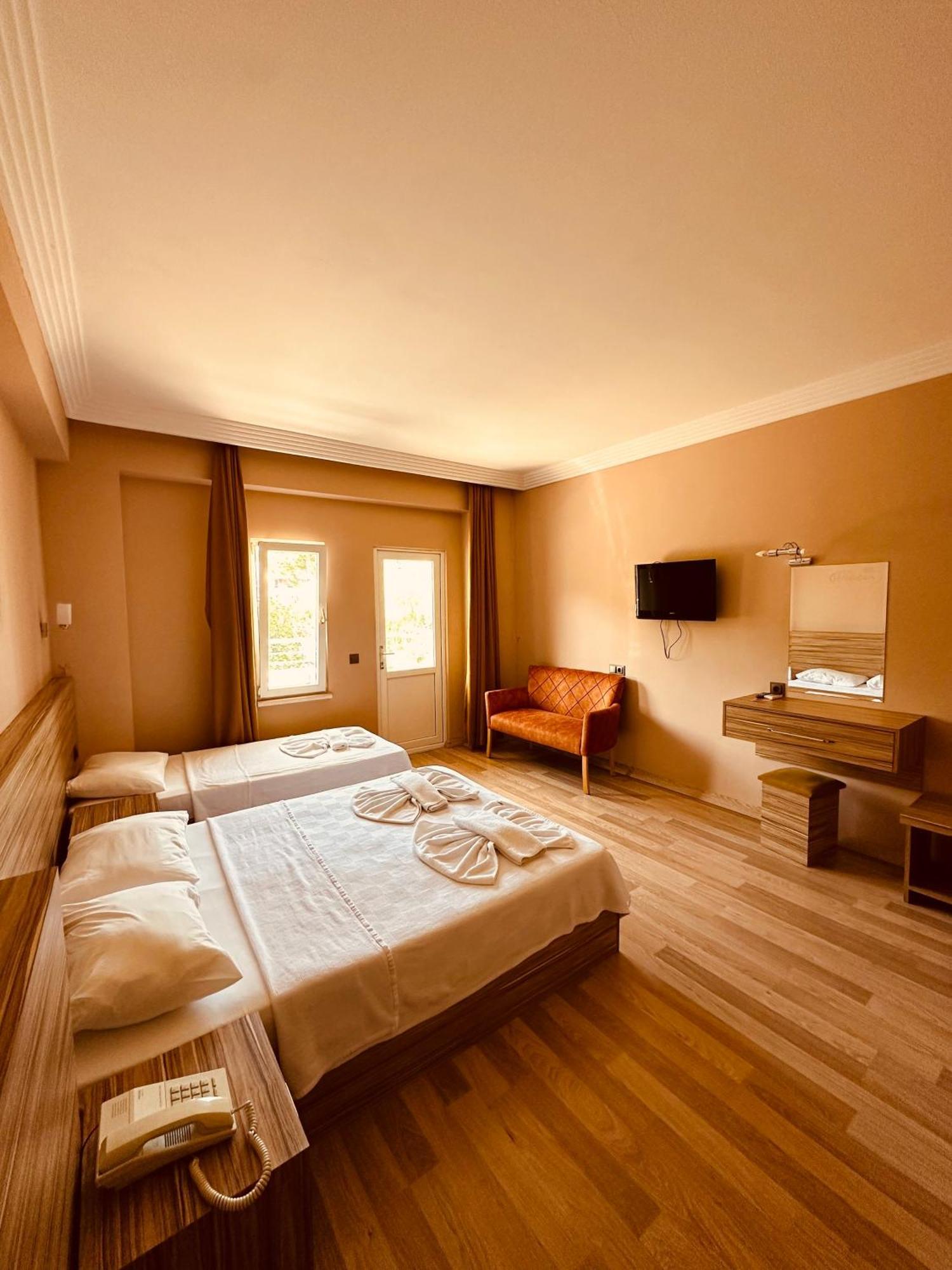 Havana Hotel เกเมร์ ภายนอก รูปภาพ