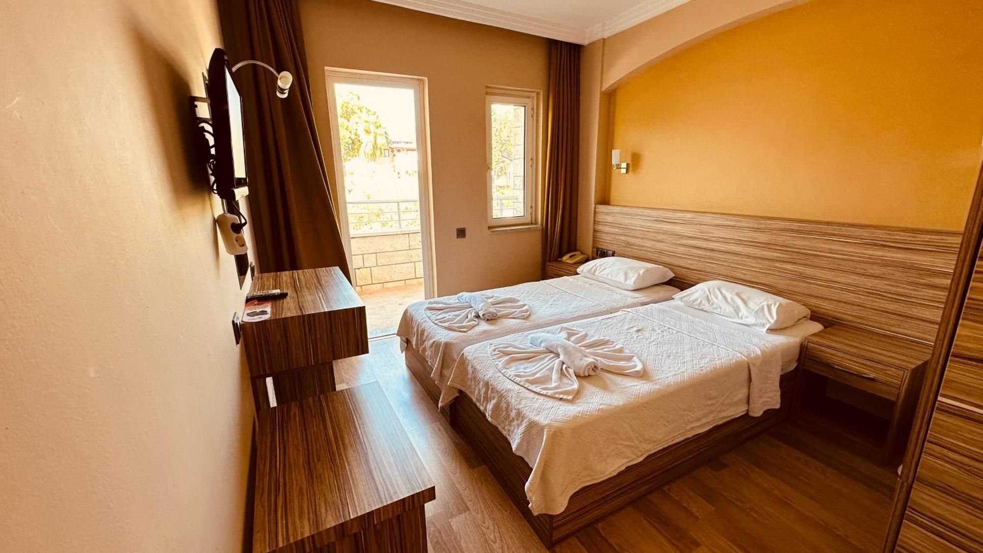 Havana Hotel เกเมร์ ภายนอก รูปภาพ