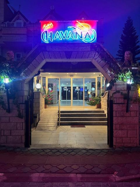 Havana Hotel เกเมร์ ภายนอก รูปภาพ